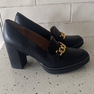Naturalizer Callie-Moc Black Leather Block Heel Loafers Gold Chain Size 9.5 EUC